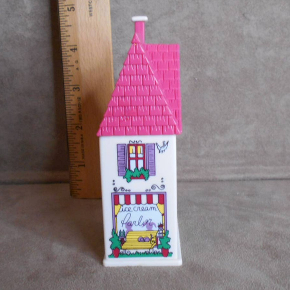 1993 Reader's Digest Spice Jar Plastic House Ice Cream Parlor Container - Picture 4 of 6